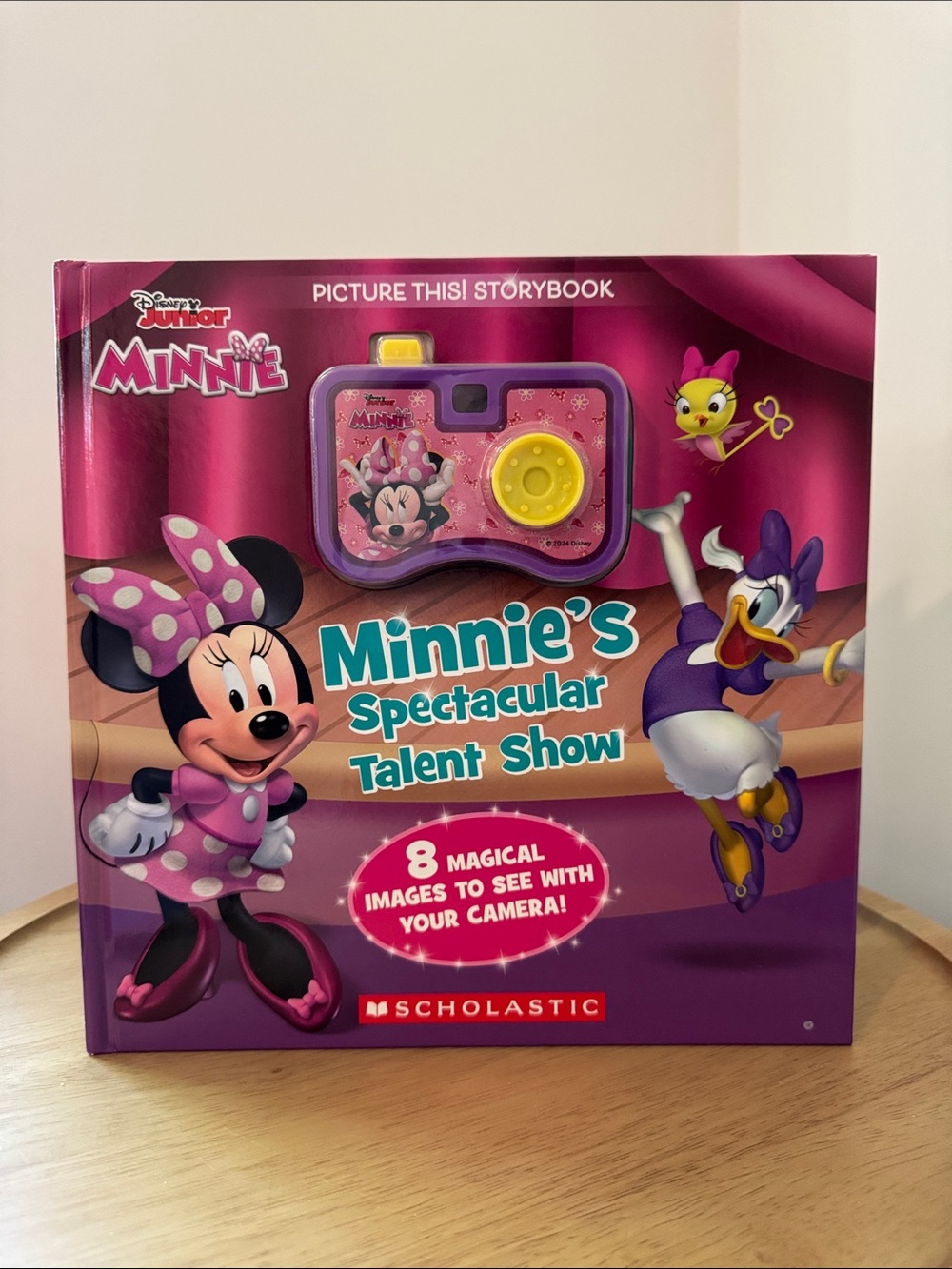 Minnie’s Spectacular Talent Show “Picture This!” Scholastic Storybook